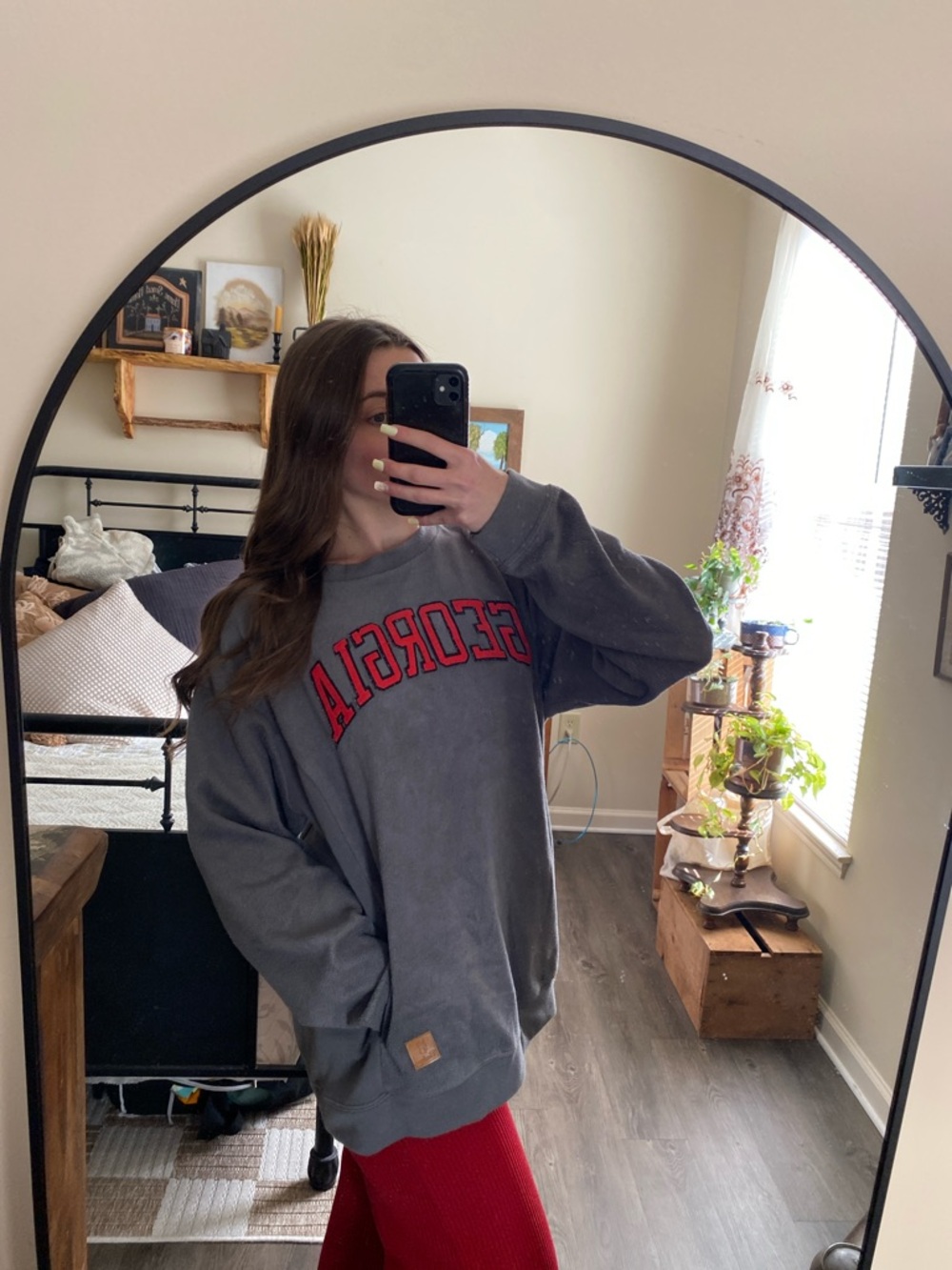 Pressbox Georgia Red Lettering Gray Soft Oversized Sweatshirt — Women’s L - Picture 2 of 10